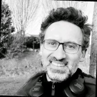 Alex Castanheira (they/them)