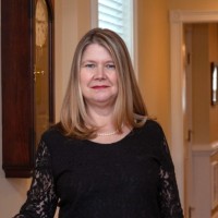 Lisa Earle