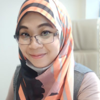 Helly Purwaningsih