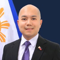 Julius Yano
