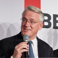 Dr. Ulrich Becker