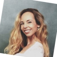 Dr. Raquel Blazquez