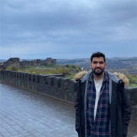 Deniz Akdemir