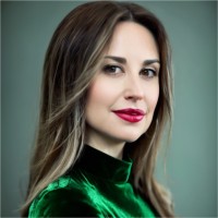 Cassandra Staples
