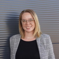 Dr. Ramona Heins