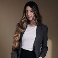 Paula Mello