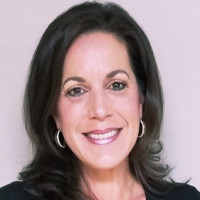 Laura Capps