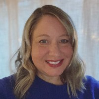 Erin Lundstrom, Csm