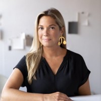 Jennifer Clapp