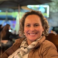 Fabiana Alves Silva Santos