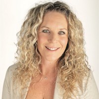 Janis Cole