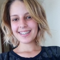 Isadora Oliveira