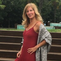 Elisabete Almas