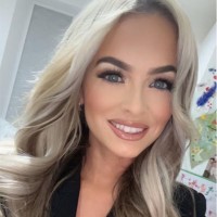 Holly Thompson