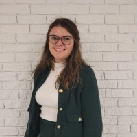 Laura Van Winden