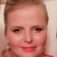 Lenka Dostálová