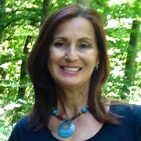 Gloria Santos