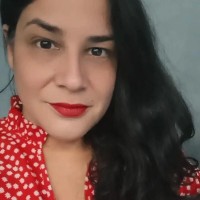 Sara Paracampos