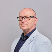 Ton Bezuijen