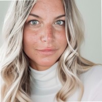 Courtney Peet