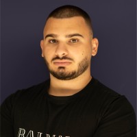 Rron Efendija