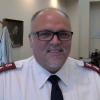 Robert J Reardon