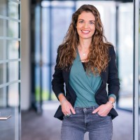 Laura Kusters