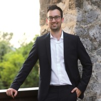 Dr. Marton Nochta