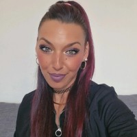 Amandine Flores