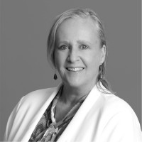 Esther Thomas - van Hooven