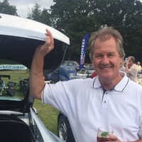 Martin Mills