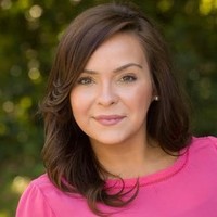 Lindsey Bates