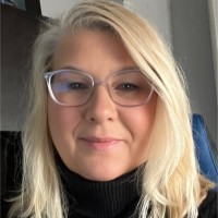 Lisa Messenger, MBA