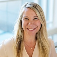 Patricia Macneil, Mpa, Apr