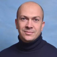 Емельянов Роман