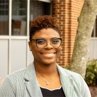 Emyja James, Mpa