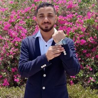 Momen Hussein