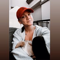 Lindsey Behl