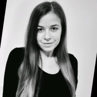 Dóra Szolláth