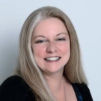 Linda Carson