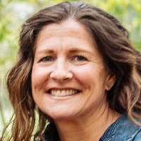 Julie Lewis