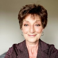 Jacqueline Van Zuiden