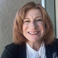 Linda Linton