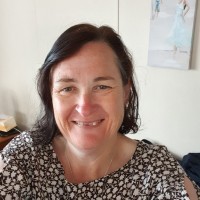 Linda Thurston