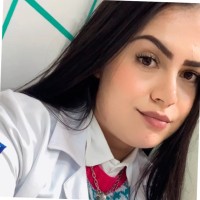 Francine Araújo