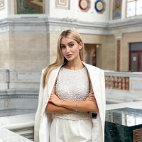 Leona Novoberdaliu