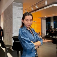 Luna Huang
