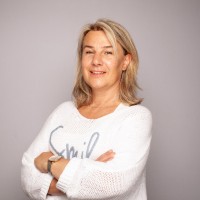 Carole MENARD