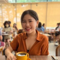 Charis Lee