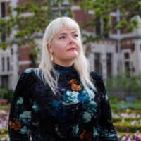 Angela Kongelbak